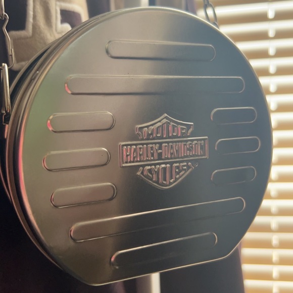 Vintage Harley Davidson tin bag - Picture 3 of 3